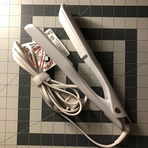 T3 Lucea Professional Flat Iron 1.5”
